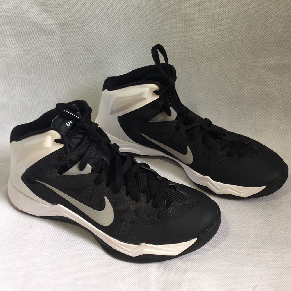 EUC Nike Zoom Hyper Quickness Basketball Shoes